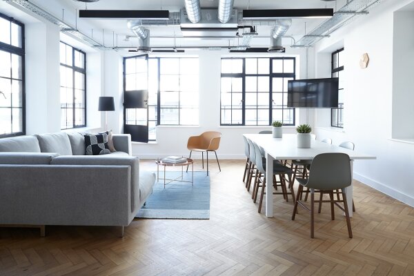 Lounge-Bereich für Mitarbeiter: Ein Ort der Erholung und Inspiration - Lounge-Bereich für Mitarbeiter: So gestalten Sie eine entspannte Arbeitsumgebung